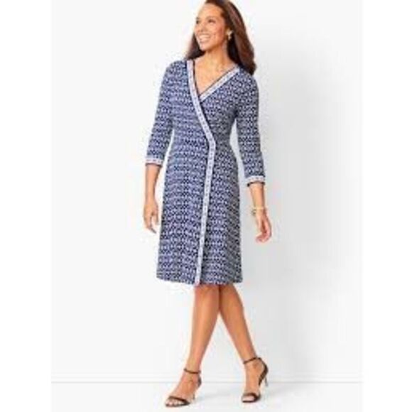 Talbots Plus Size 3X Faux Wrap Knee Length Dress Blue Geometric Print 3/4 Sleeve - Picture 3 of 10